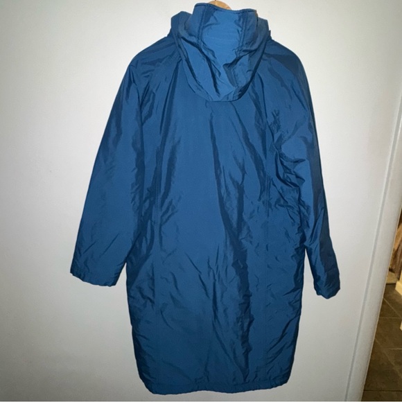Vintage L.L. Bean Women's Winter Parka in Dark Blue Size Large - Picture 6 of 10